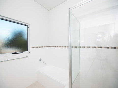 Stunning Holiday Townhouse - Accommodation ACT 1