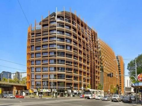 Stylish 1 Bedroom Apartment Amazing City Views - Accommodation ACT 3