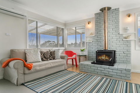 Sunflower Cottage - Accommodation ACT 1