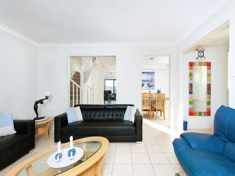 Sunrise @ Fingal Bay - Accommodation ACT 0