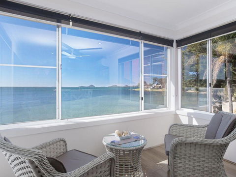 Sunrise Waters', 2/63 Soldiers Point Road - Stunning Waterfront Property - Accommodation ACT 3