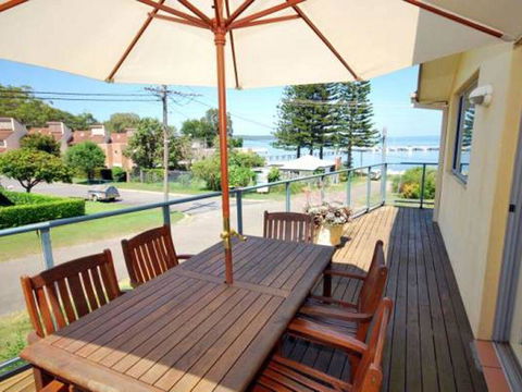 Sunset Place' 1/29 Sunset Boulevard- Gorgeous Townhouse So Close To The Water - Accommodation ACT 0