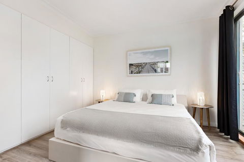 Surry Hills Modern Self-Contained One-Bedroom Apartment (19 FOV) - Accommodation ACT 3