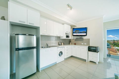 Suttons Beach Apartments - Accommodation ACT 3
