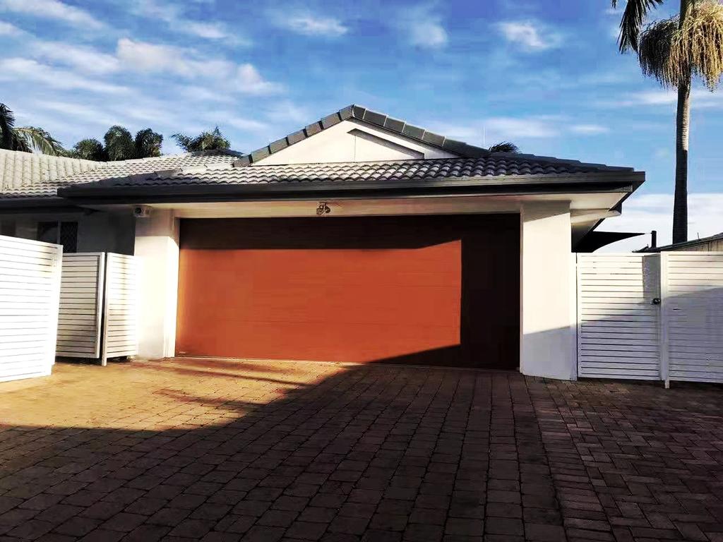 Clear Island Waters QLD Accommodation ACT