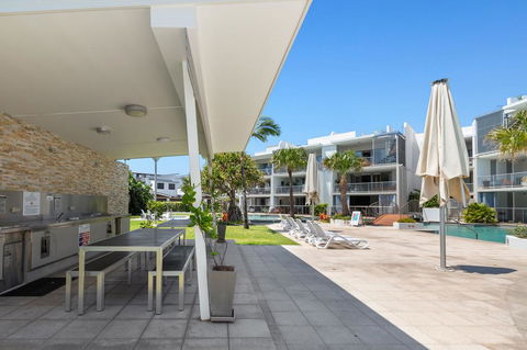 SWIM UP DRIFT APARTMENT 12 South - Accommodation ACT 1
