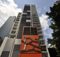 Sydney 1 Bed Modern Self Contained Apartment 402ALB - Accommodation ACT