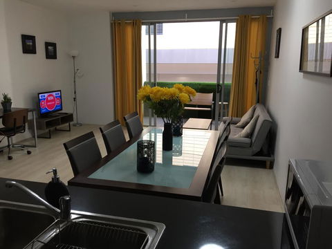 Sydney CBD Family Home - Accommodation ACT 3