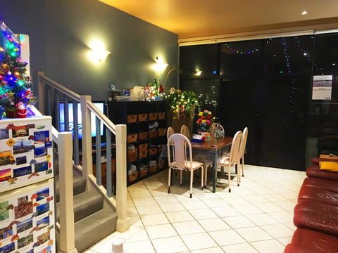 Sydney City Quiet Victorian Townhouse Convenient Location - Accommodation ACT 2