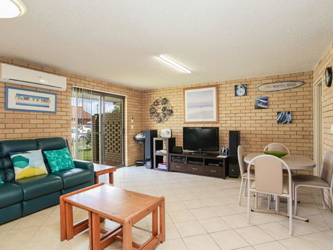 Tee Jays - Sawtell, NSW - Accommodation ACT 0