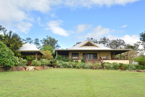 Tellace Wines Homestead - Accommodation ACT 0