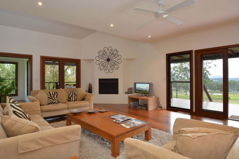 Tellace Wines Homestead - Accommodation ACT 2