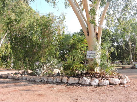 Territory Manor Motel & Caravan Park - Accommodation ACT 2
