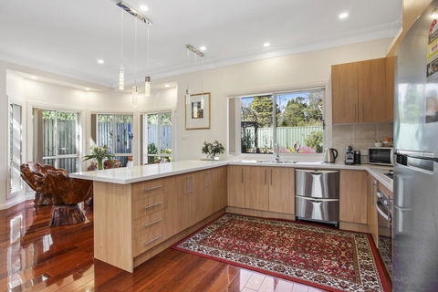 The Art House - Accommodation ACT 3
