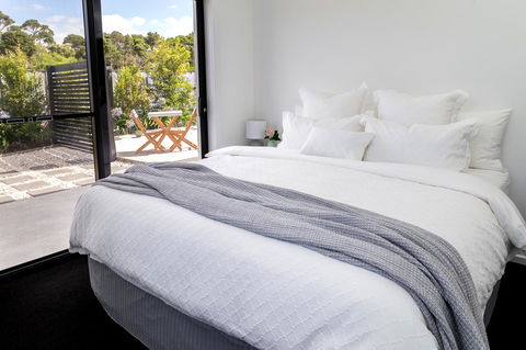 Pearl Hawley Beach - Accommodation ACT 26