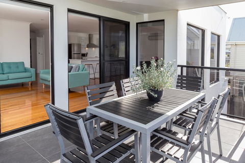 Pearl Hawley Beach - Accommodation ACT 12