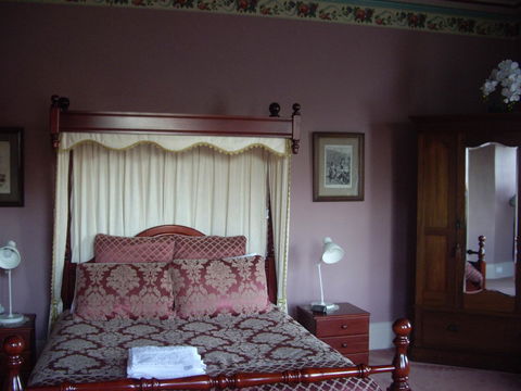 Lucinda B&B - Accommodation ACT 18