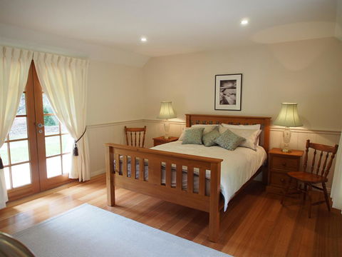 Tahara Cottage - Accommodation ACT 5