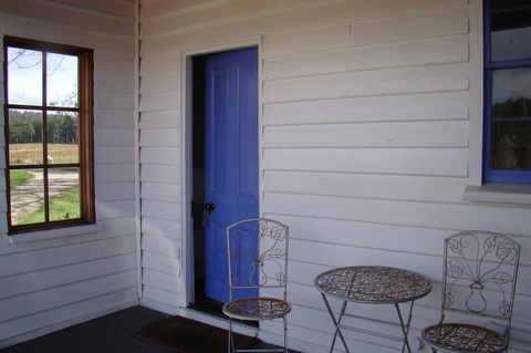 Buttons Cottage For Canyon & Rain Forest Walks With In House Dining - Accommodation ACT 13