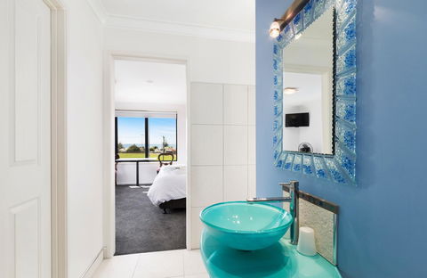 Madsen Retreat - Accommodation ACT 34