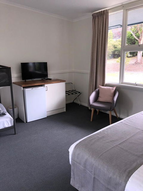 Orford Blue Waters Hotel - Accommodation ACT 26