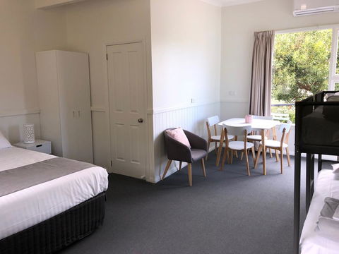 Orford Blue Waters Hotel - Accommodation ACT 27