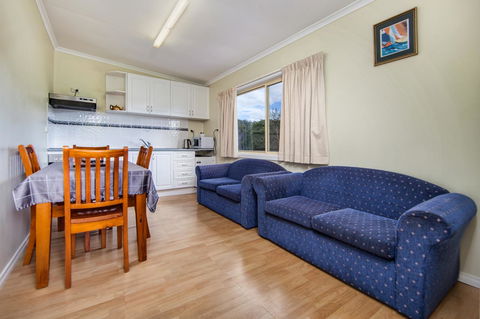 Wintersun Gardens Motel - Accommodation ACT 19