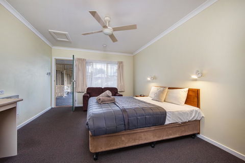 Wintersun Gardens Motel - Accommodation ACT 44