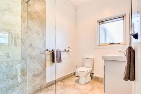 Wintersun Gardens Motel - Accommodation ACT 16