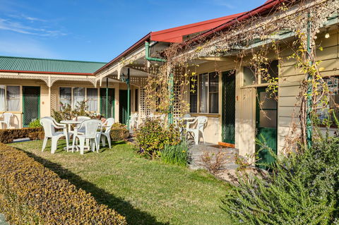 Wintersun Gardens Motel - Accommodation ACT 24