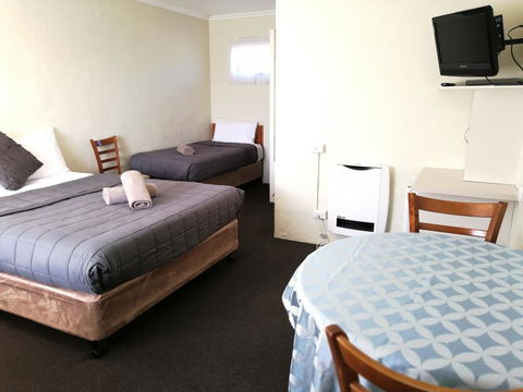 Wintersun Gardens Motel - Accommodation ACT 11