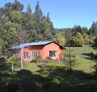 Whispering Spirit Holiday Cottages  Mini Ponies - Accommodation ACT