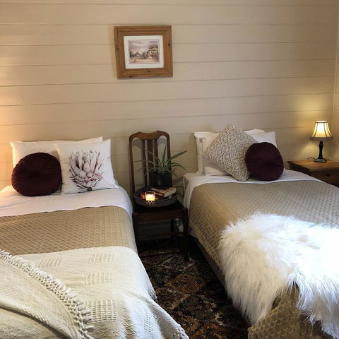 Casilda House - Accommodation ACT 22