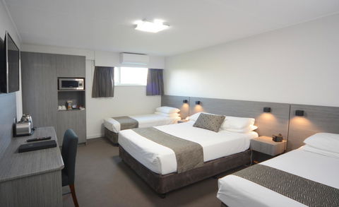 Bridge Hotel - Accommodation ACT 1
