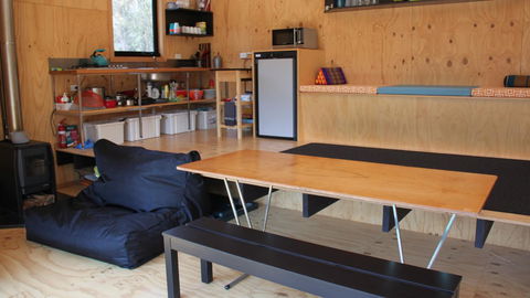 BAY OF FIRES ECO HUT Off Grid Experience At Binalong Bay - Accommodation ACT 6