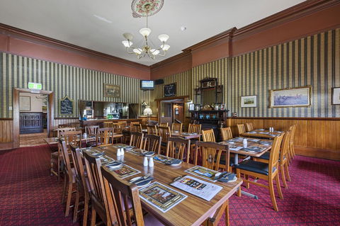 Empire Hotel Queenstown - Accommodation ACT 13