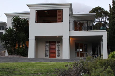 Villa 2 Bay Of Fires - Accommodation ACT 7