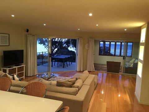 Villa 2 Bay Of Fires - Accommodation ACT 4