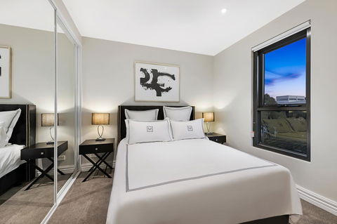 Manhattan Apartments - Notting Hill - Accommodation ACT 15