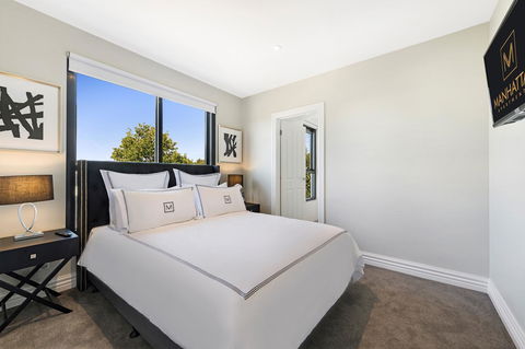 Manhattan Apartments - Notting Hill - Accommodation ACT 18