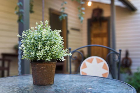 Avalon House - Accommodation ACT 26