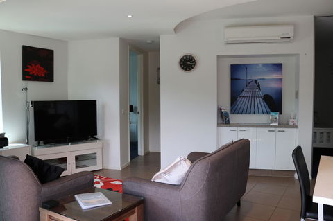 130 At The Waves - Accommodation ACT 5