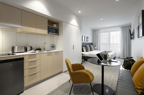 Quest Notting Hill - Accommodation ACT 11