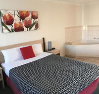 Beachcomber Motel  Apartments - Accommodation ACT