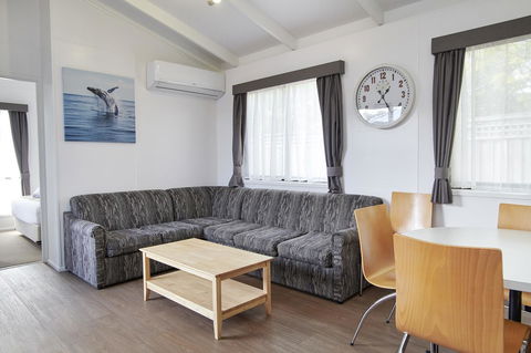 Amaroo Park - Accommodation ACT 22