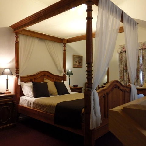 Bright Chalet - Accommodation ACT 2