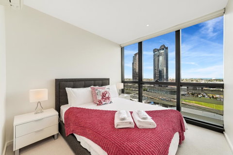 Best Views On Collins - Accommodation ACT 37