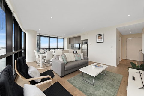 Best Views On Collins - Accommodation ACT 25