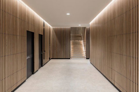 Winston Apartments Docklands - Accommodation ACT 20