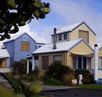 Rayville Boat Houses - Accommodation ACT